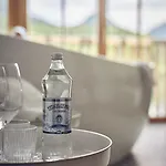 Tauroa Seehotel Grundlsee