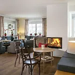 Tauroa Seehotel Grundlsee