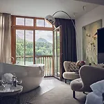 Tauroa Seehotel Grundlsee