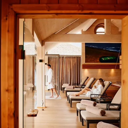 Tauroa Seehotel
