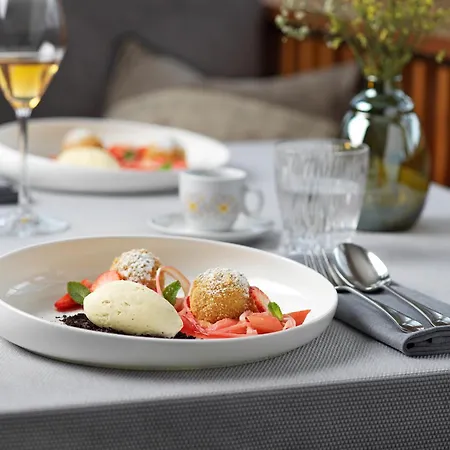 فندق Tauroa Seehotel 4*