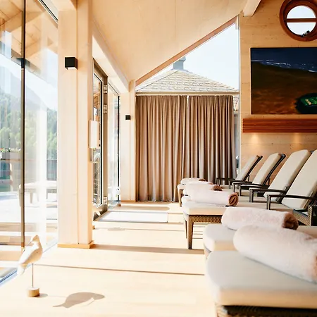 Tauroa Seehotel 4*