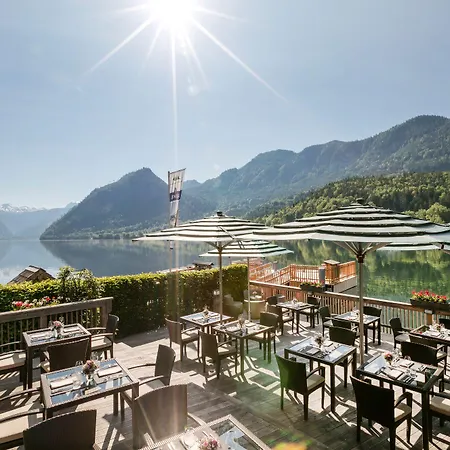 Hotel Tauroa Seehotel Grundlsee