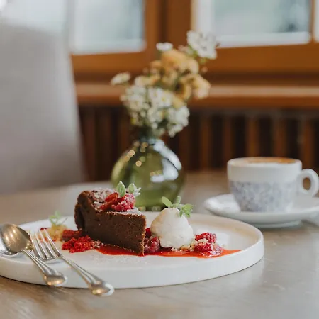 Tauroa Seehotel Hotel 4*