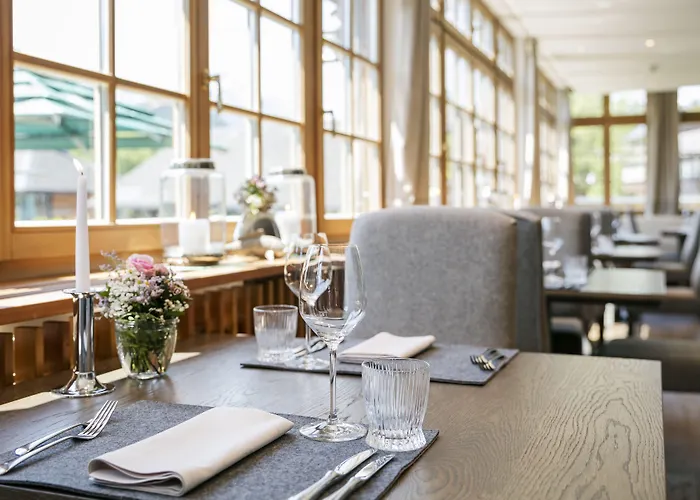 Hotel Tauroa Seehotel Grundlsee