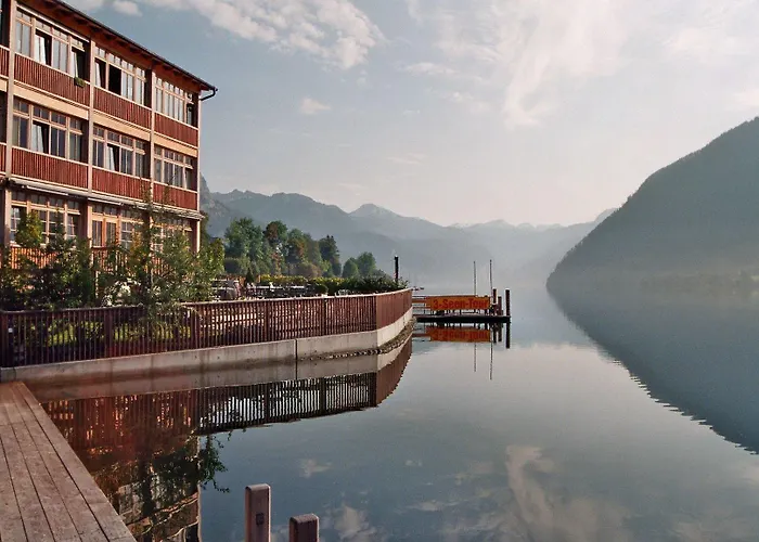 Seehotel 4* Grundlsee